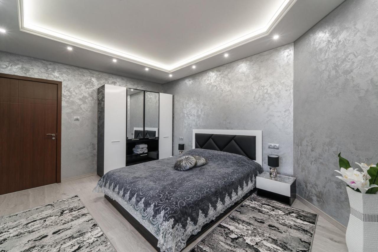City Apartments - A Brand New Luxury & Comfy 2 아세노브그라드 외부 사진